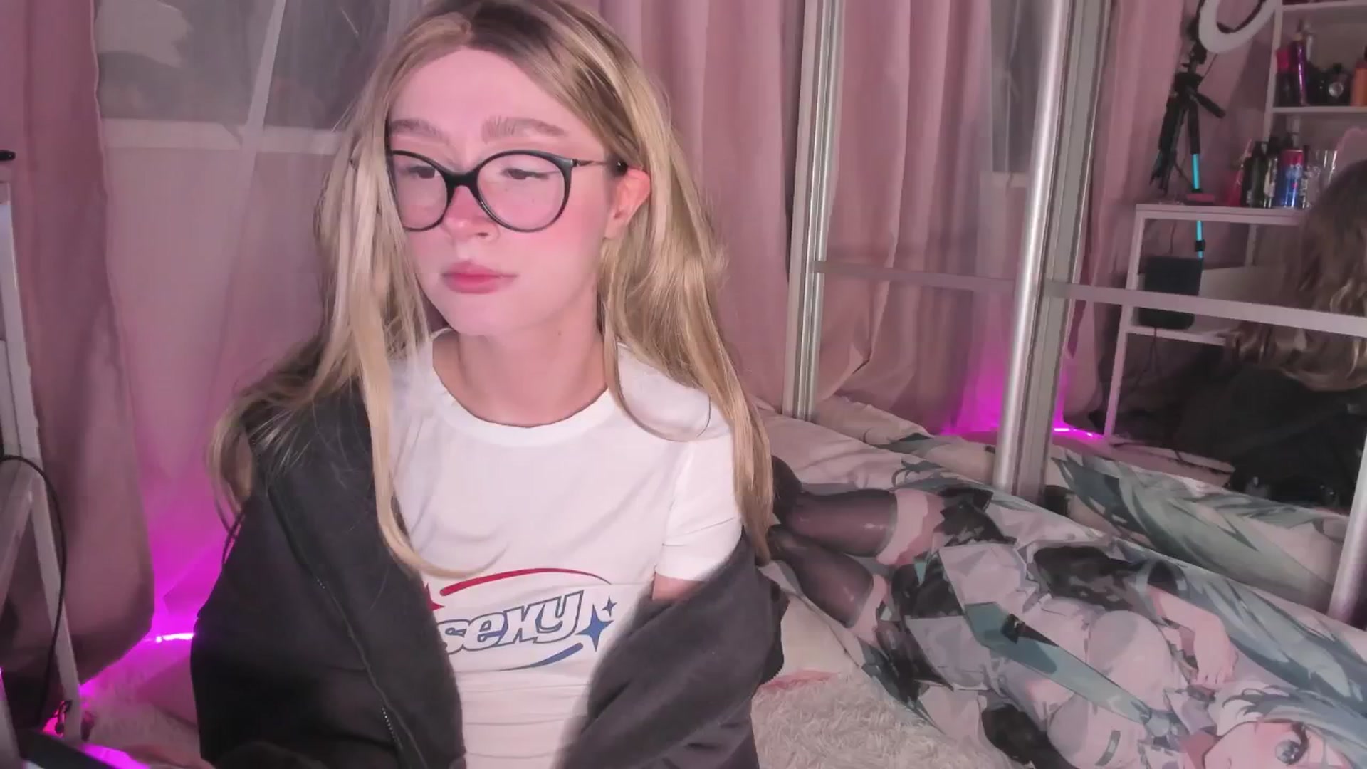 AliceXsweeT video thumbnail
