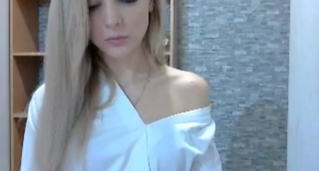 FreyaTay video thumbnail