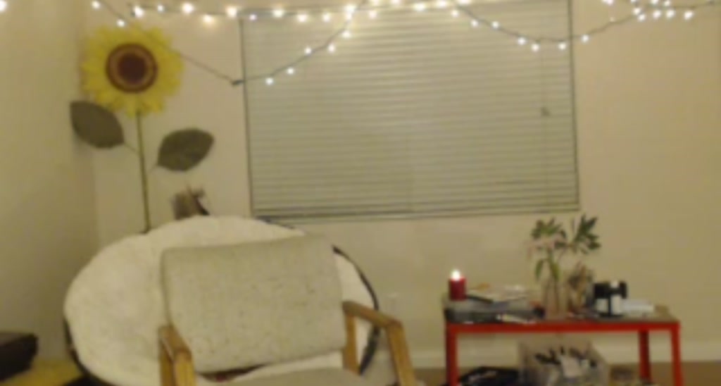 KissingHigh video thumbnail