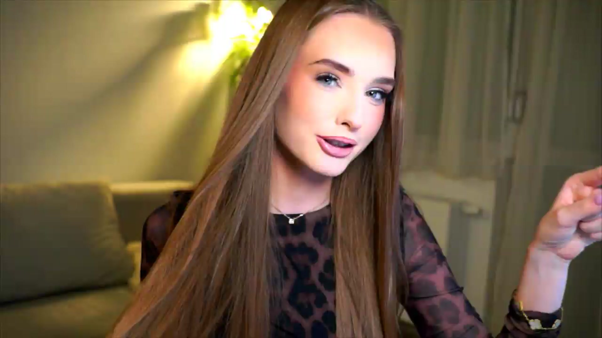 petitegonwild video thumbnail