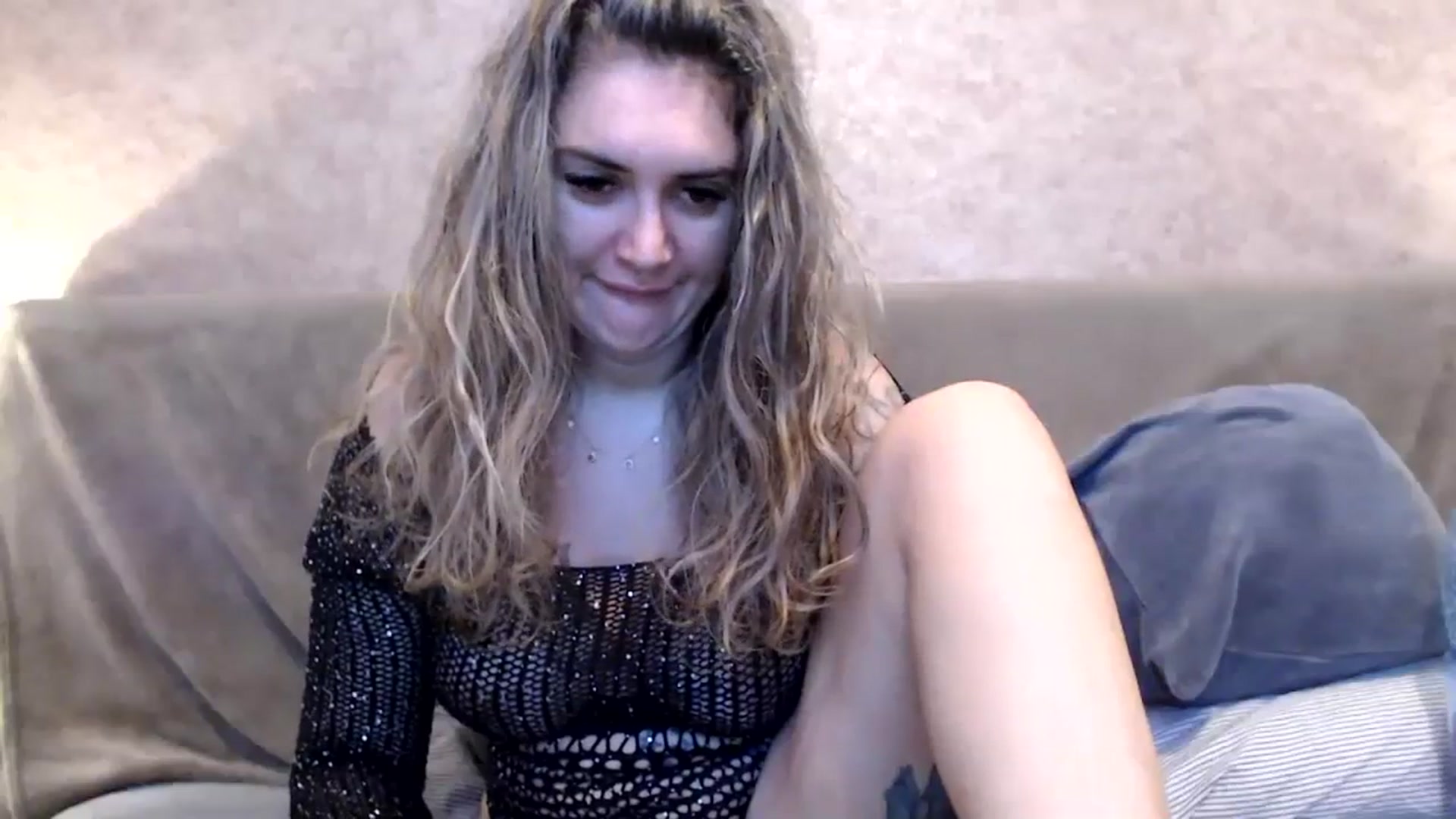 MissDivinna video thumbnail
