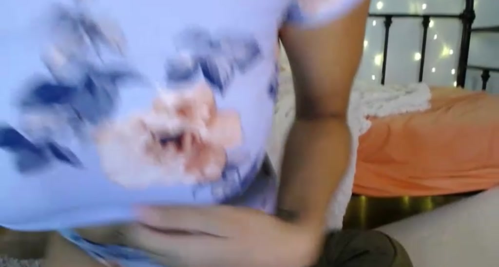 KissingHigh video thumbnail