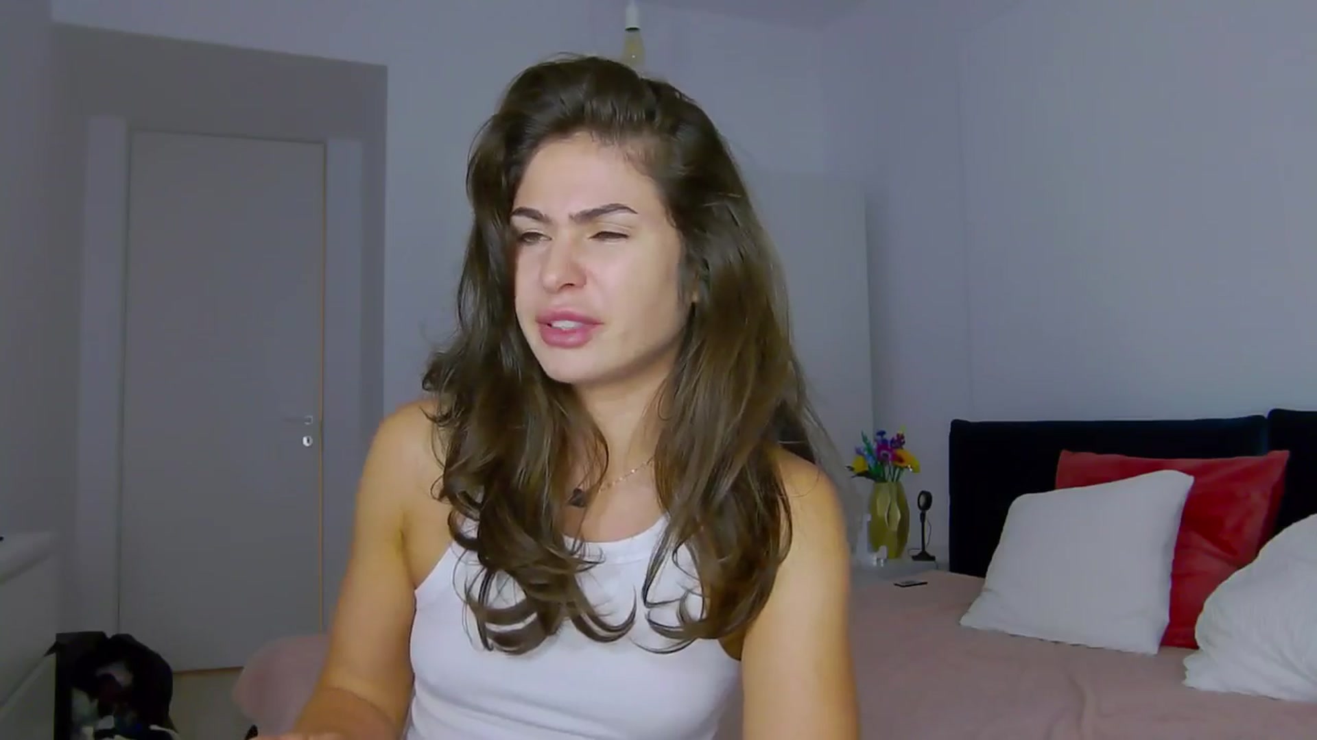 NaiaaBee video thumbnail