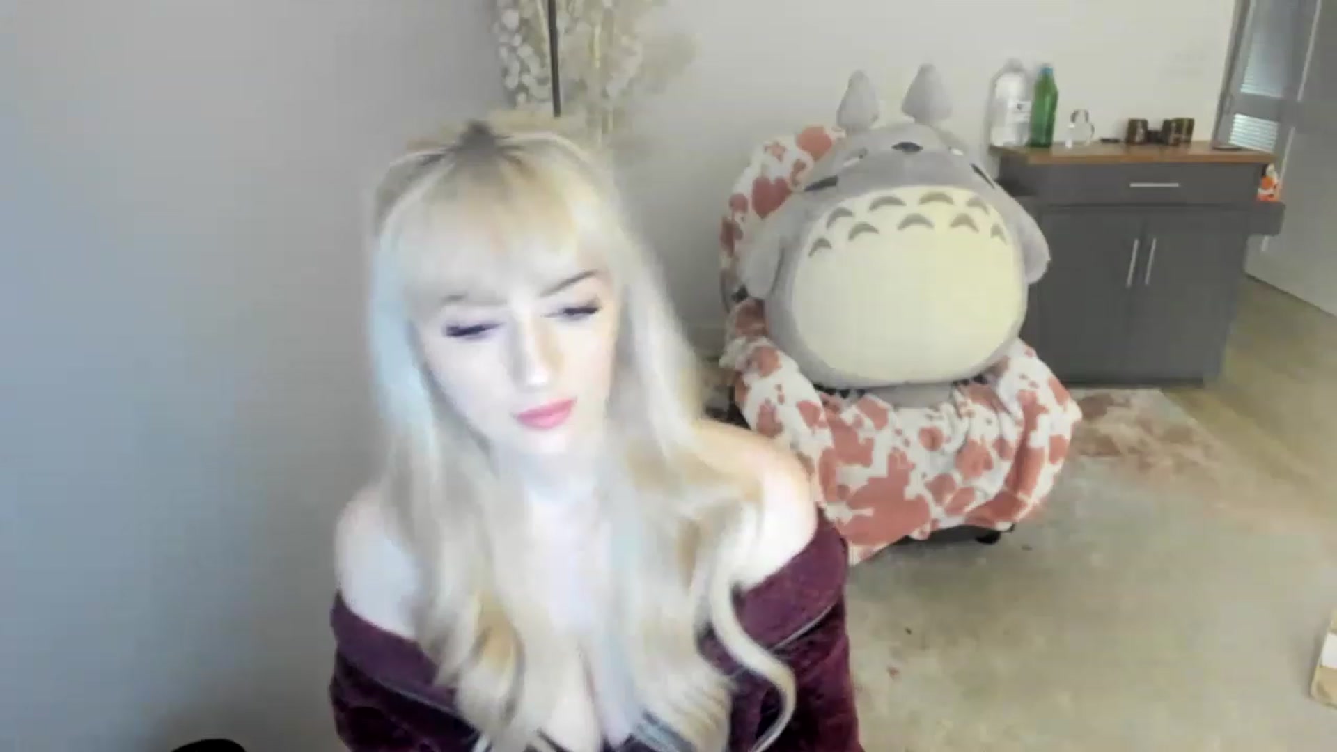 MilkCuckDomme video thumbnail