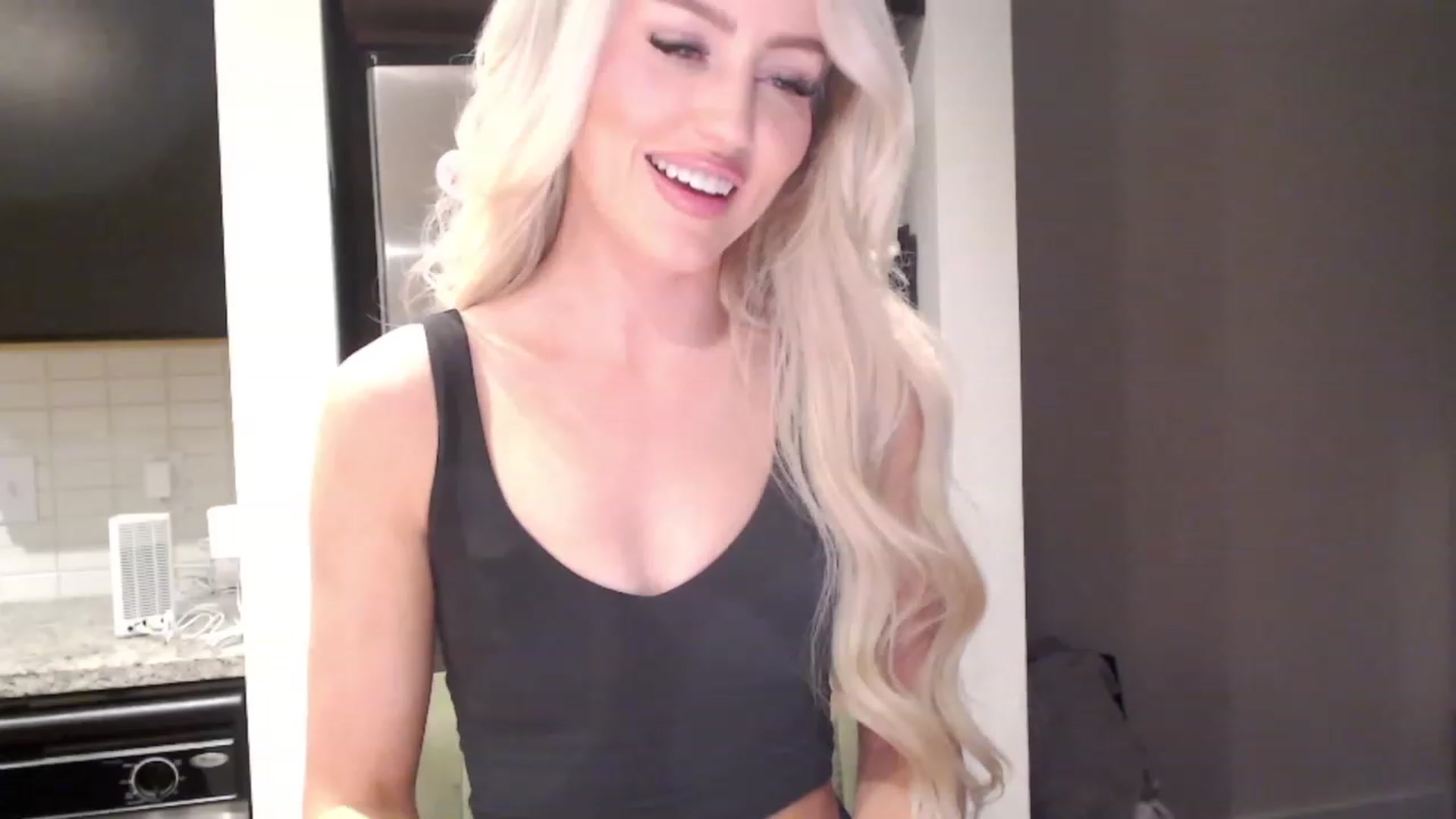 Officialelsa video thumbnail