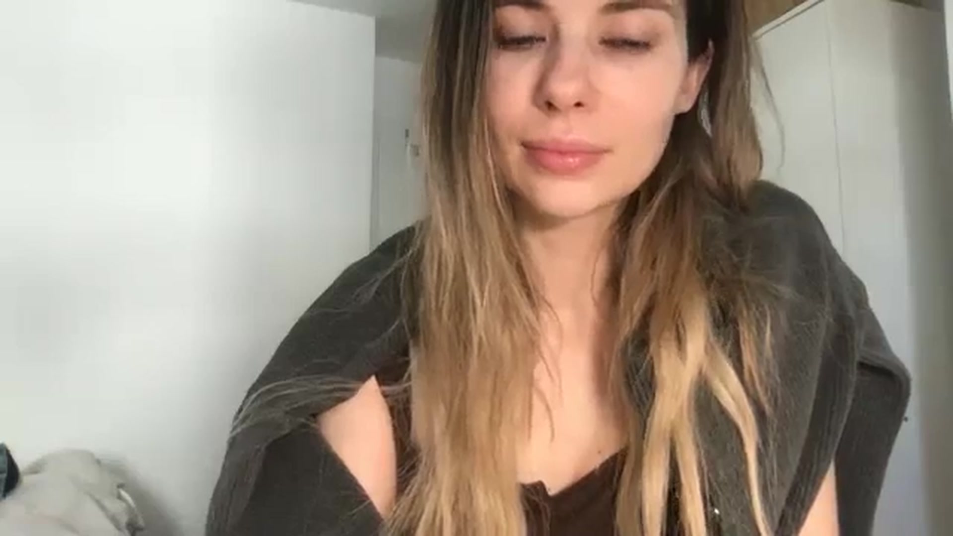 neverinmylife video thumbnail