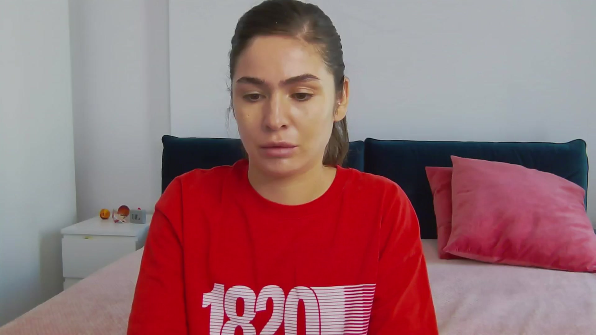 NaiaaBee video thumbnail