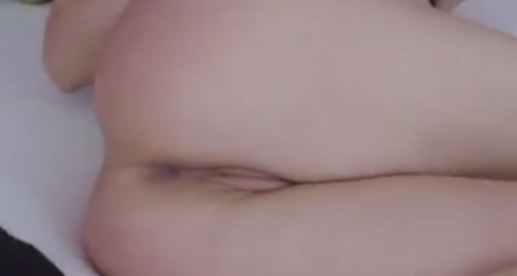 BustyxxHelen video thumbnail