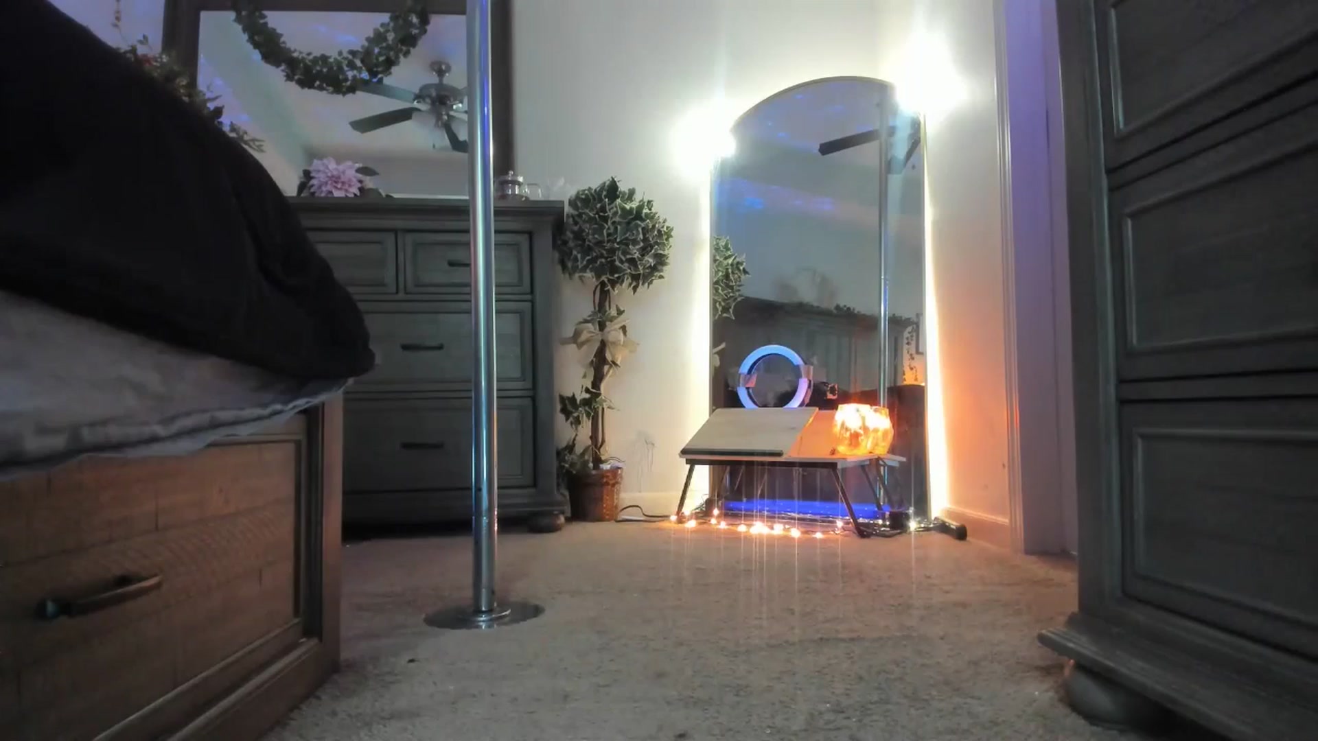TeXxxx video thumbnail
