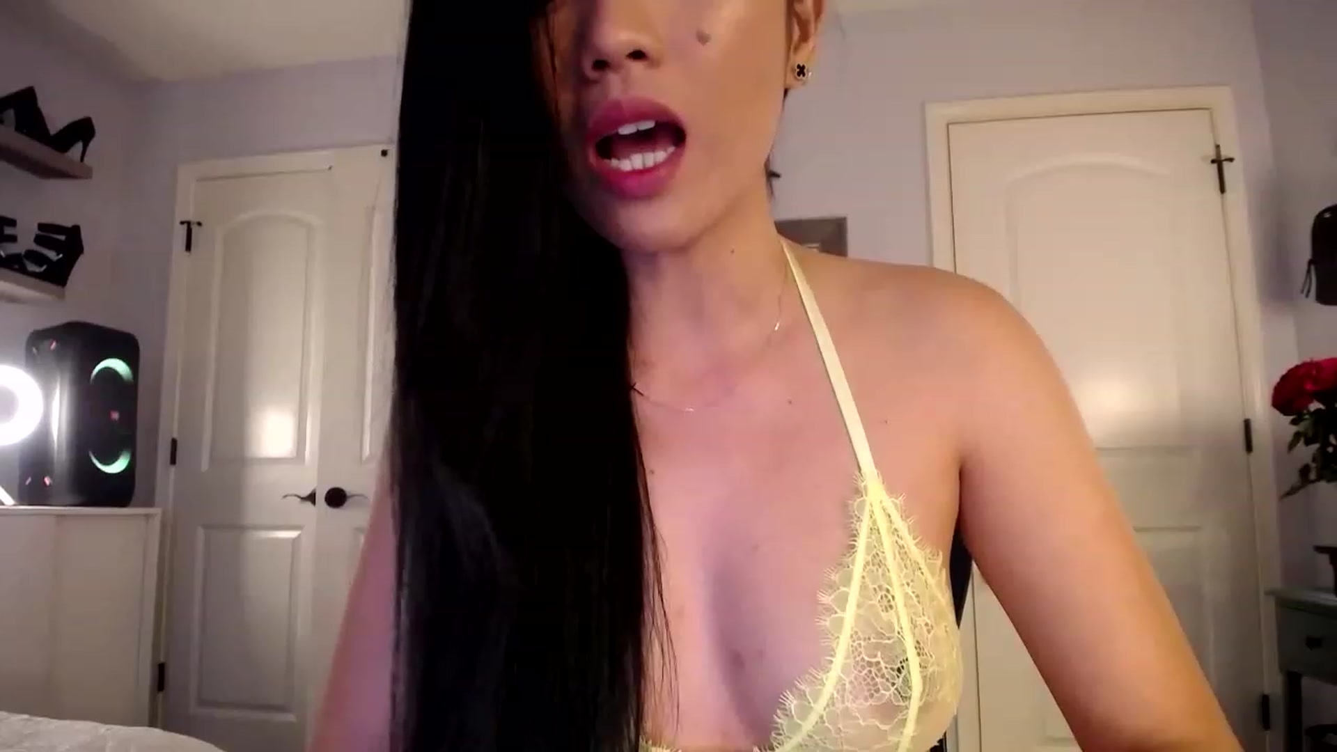 AsianLuv_4U video thumbnail