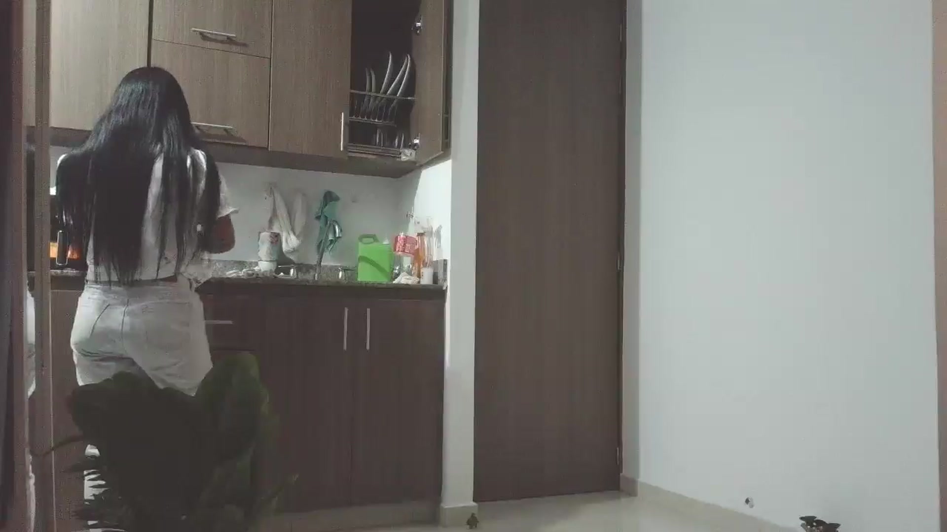 yesicat video thumbnail