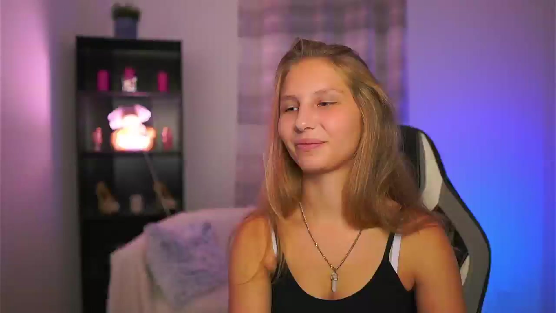 Emmie_murray video thumbnail