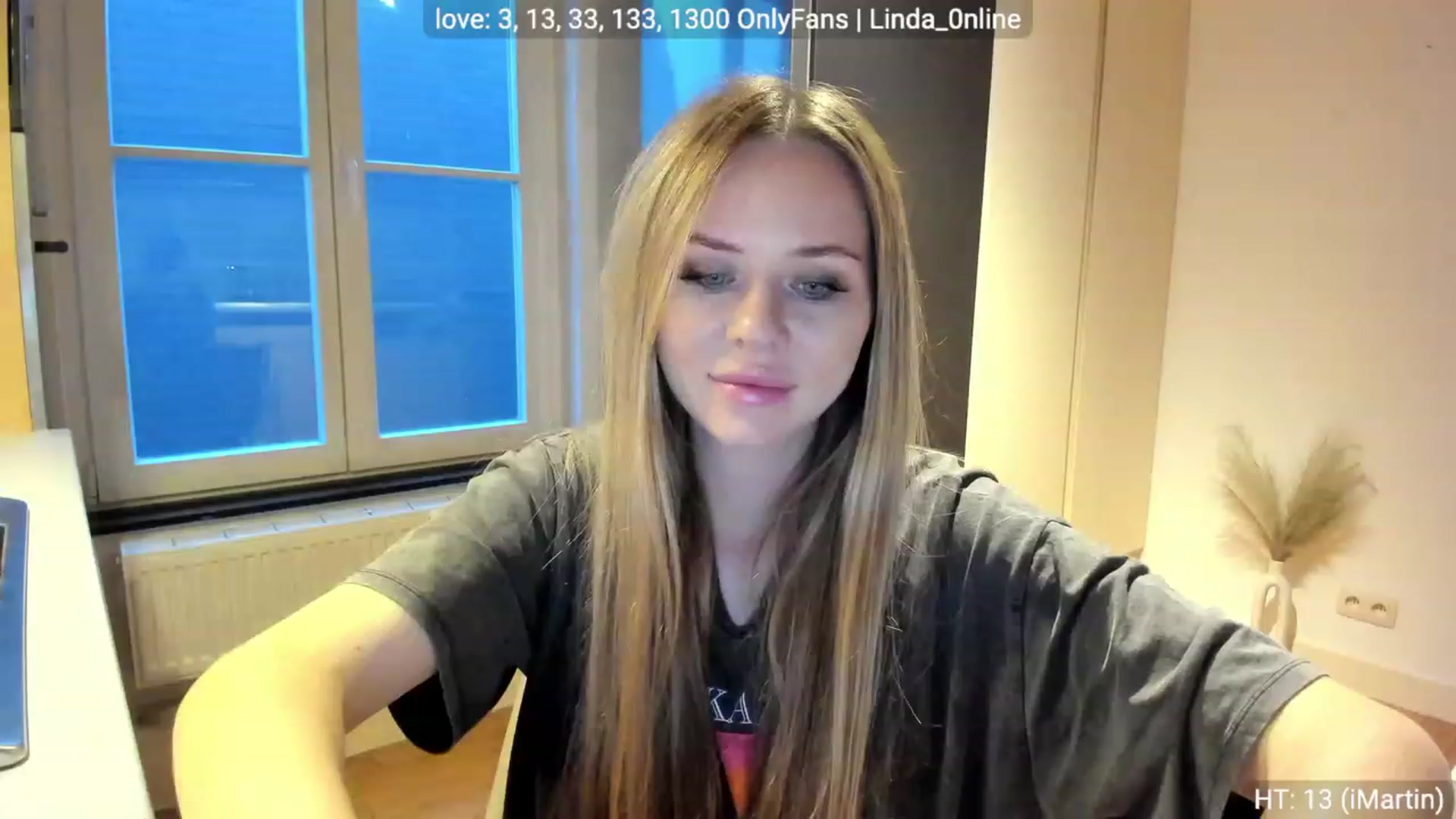 Linda_0nline video thumbnail