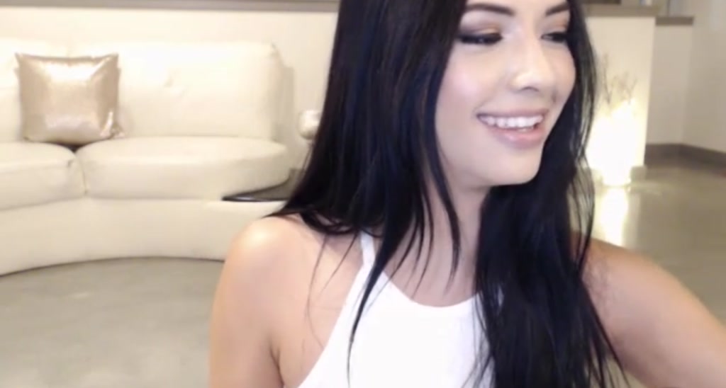 Juliana video thumbnail