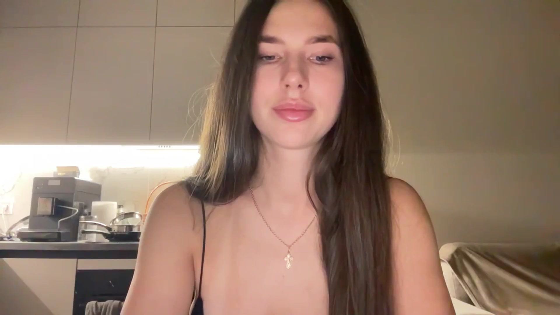 kissfreeze video thumbnail