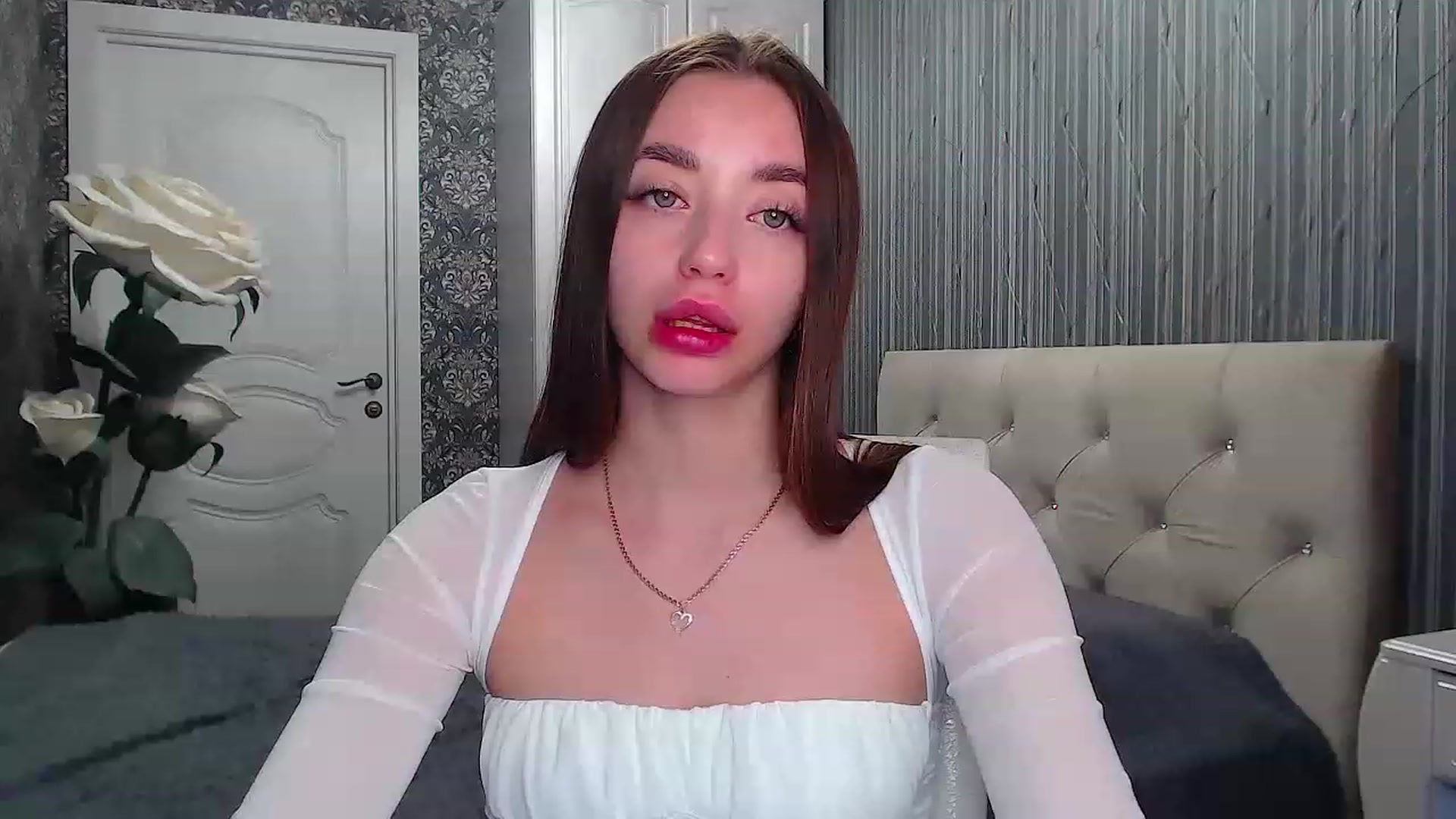 EmeraldLilyyy video thumbnail