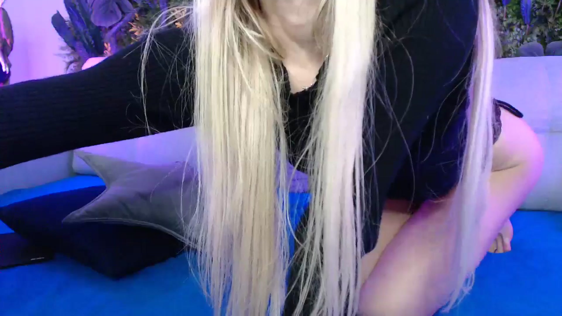 Horny_Blond video thumbnail
