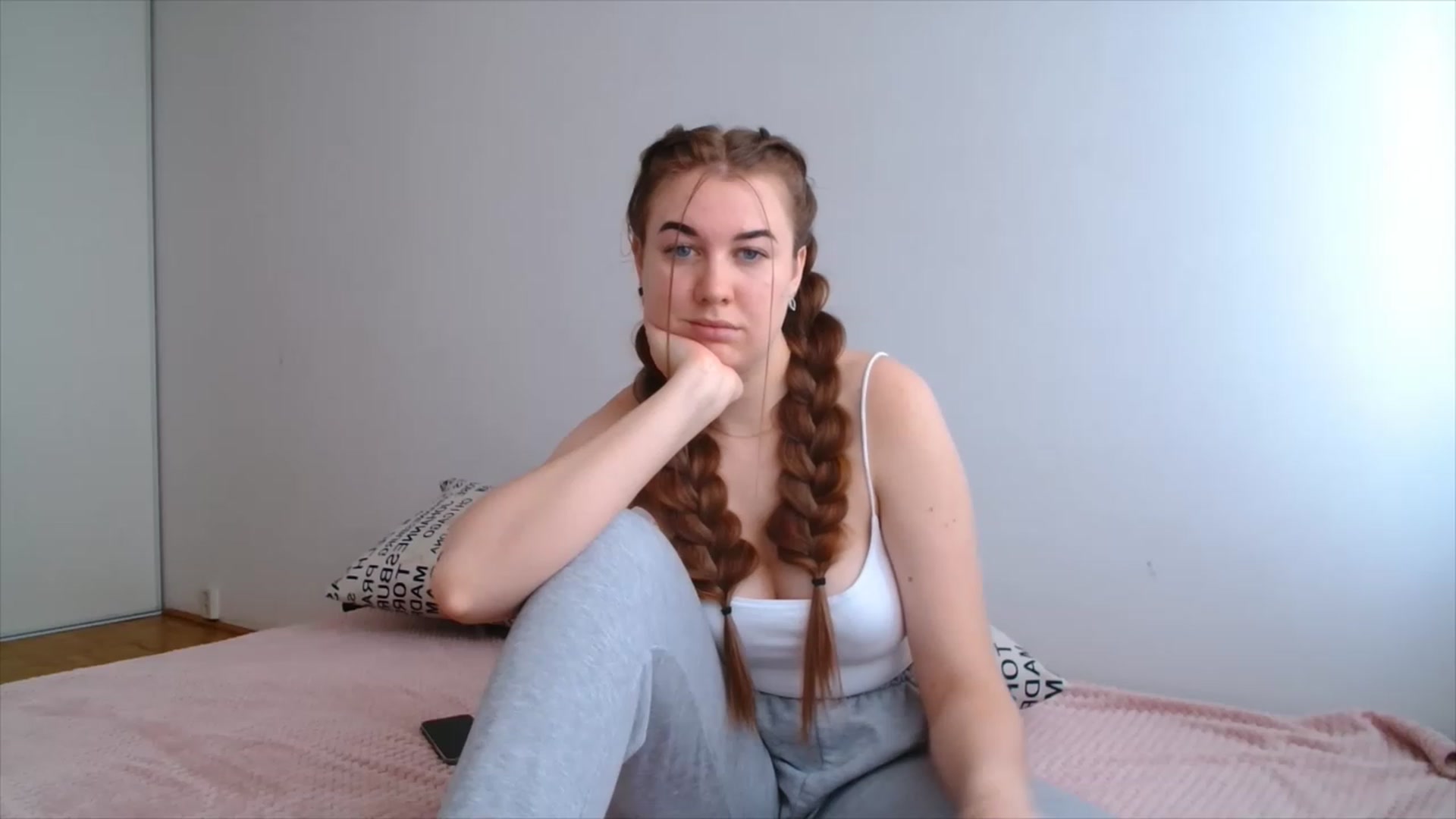 IFlowersGirl video thumbnail