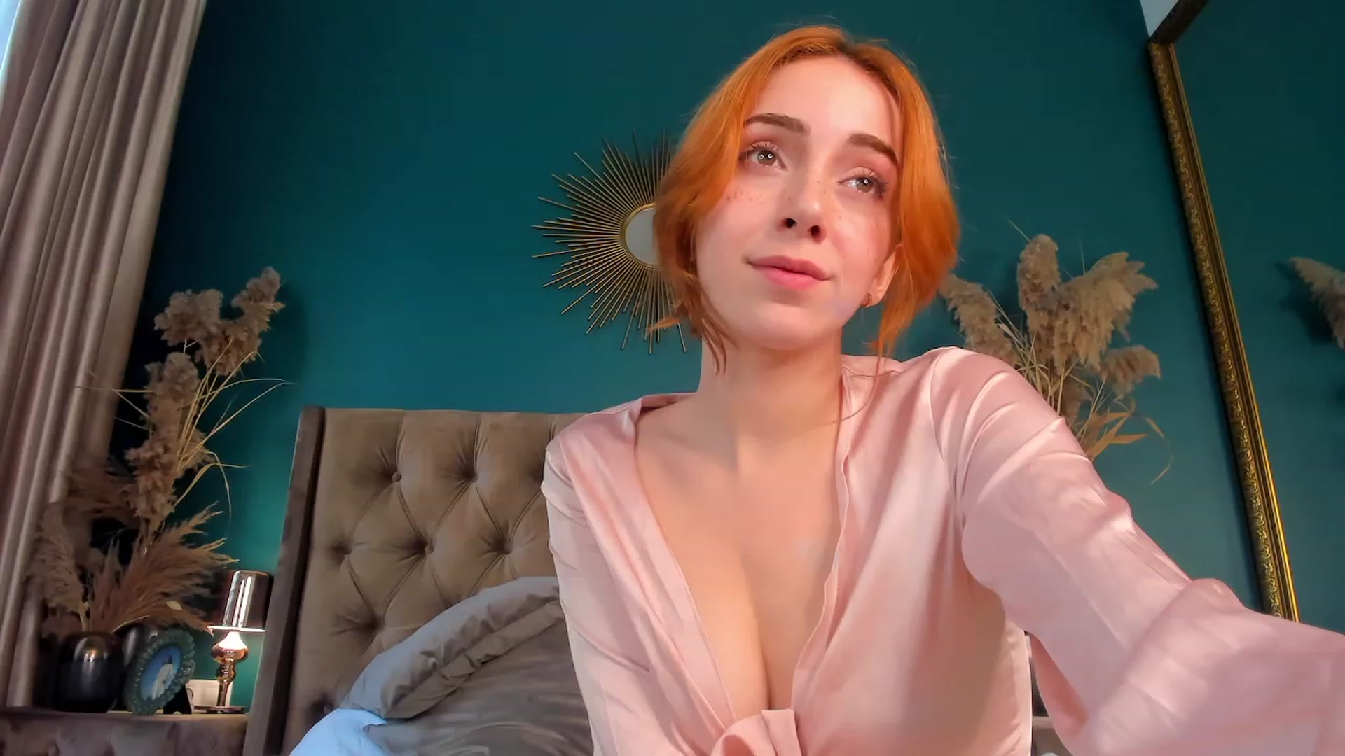 ElsaYoung video thumbnail
