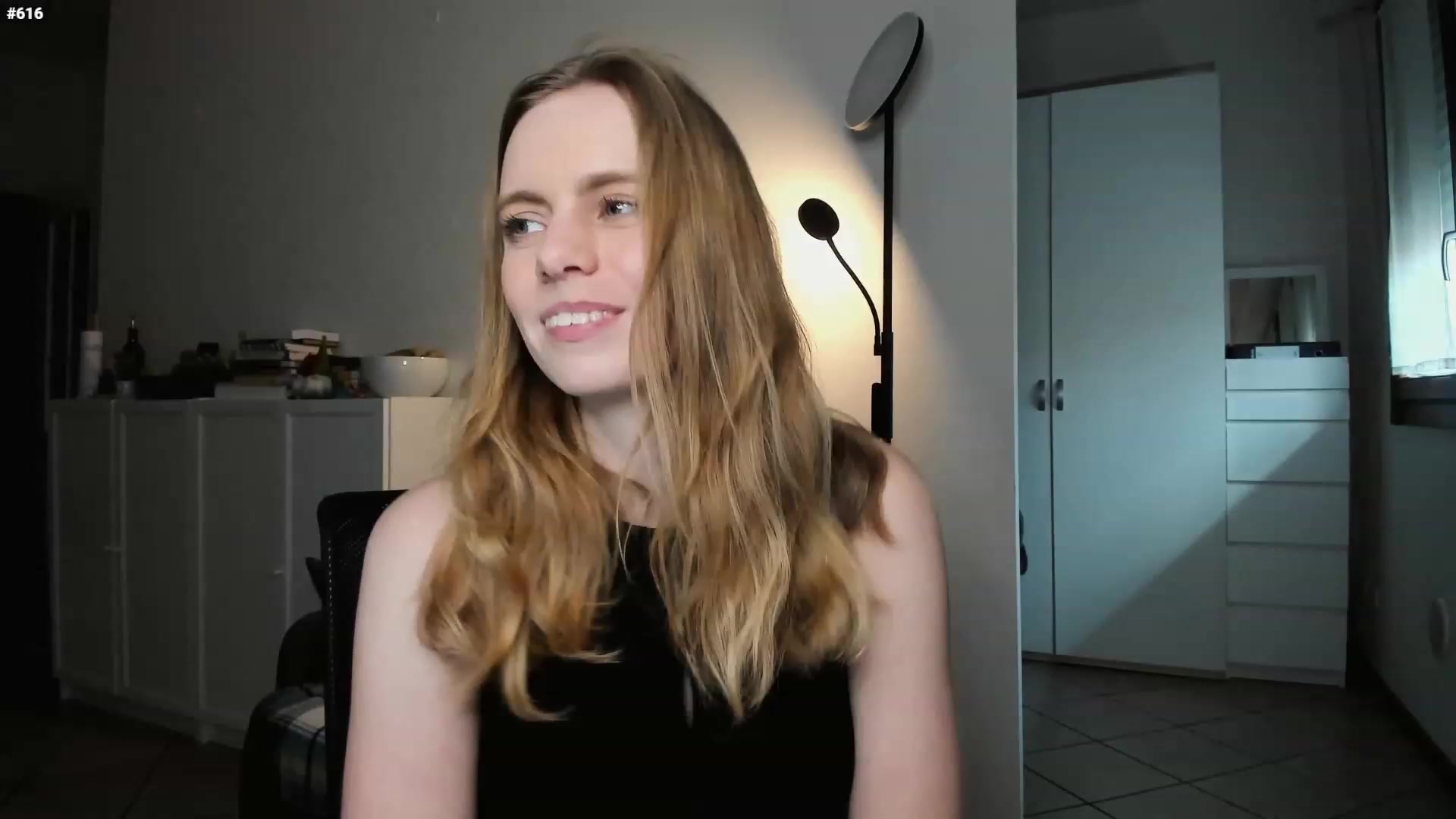 Personage video thumbnail