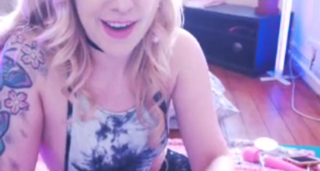 Pixie_Snow video thumbnail