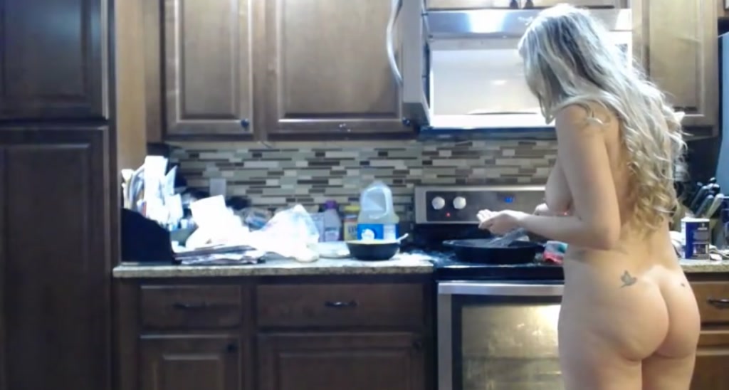 Skye_Evans_ video thumbnail
