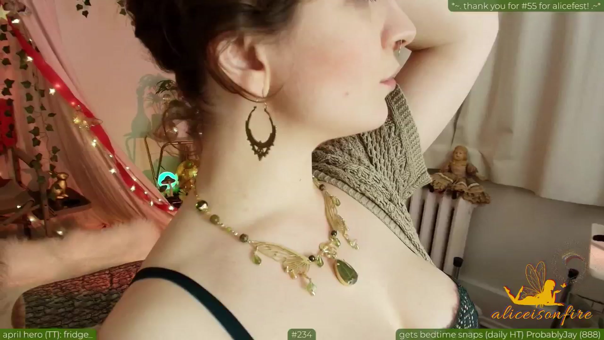 aliceisonfire video thumbnail
