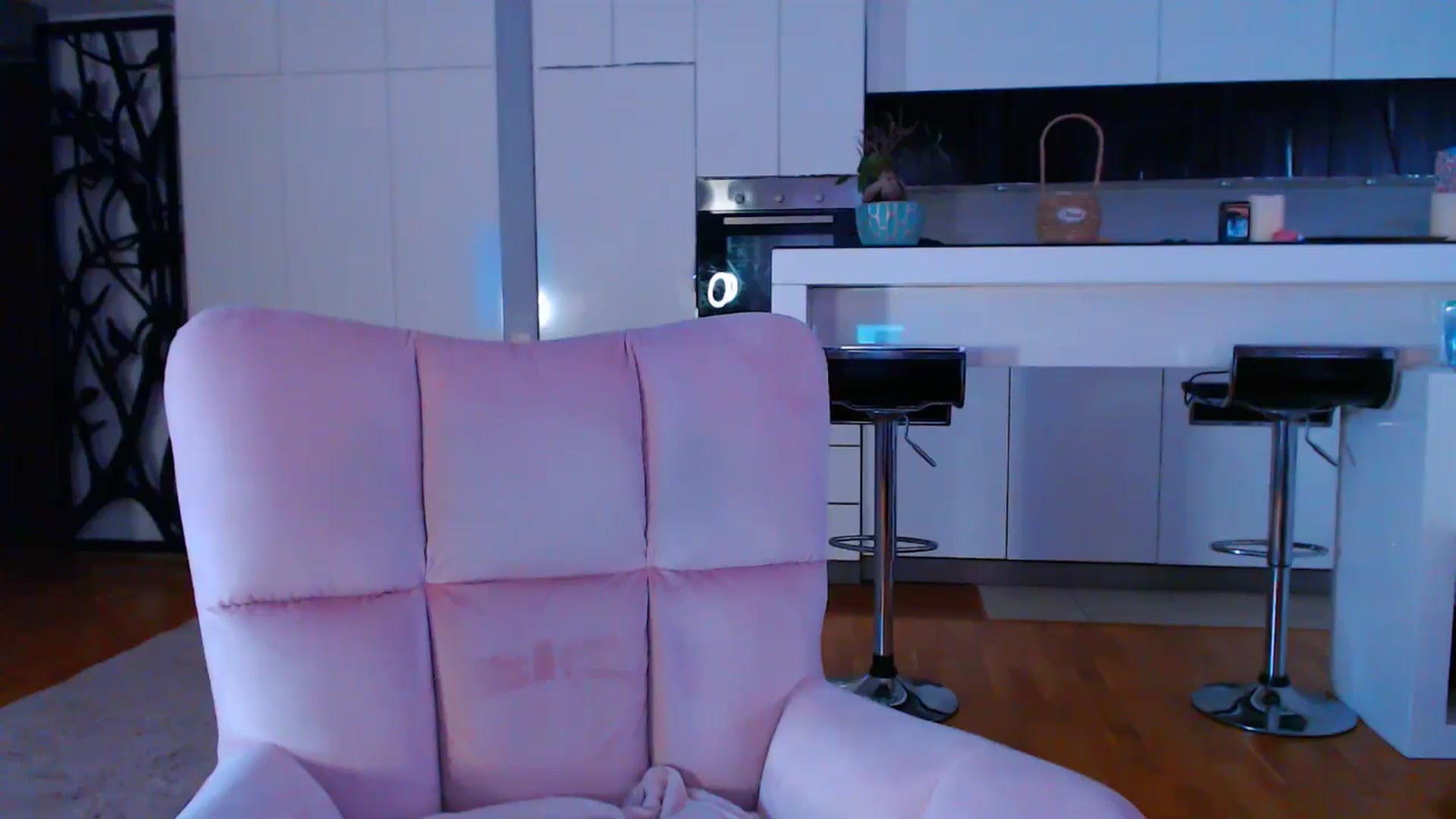 D_y_y video thumbnail