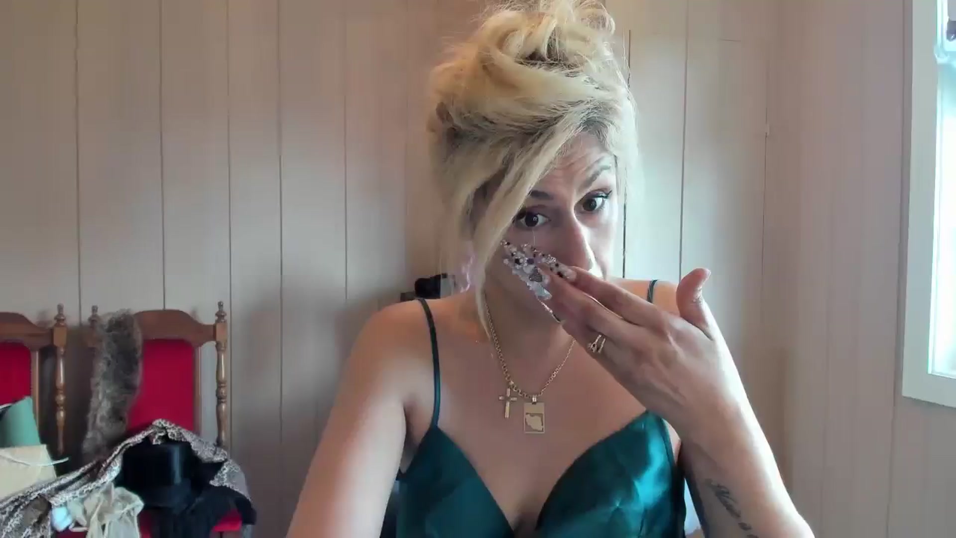 Evilelegance video thumbnail