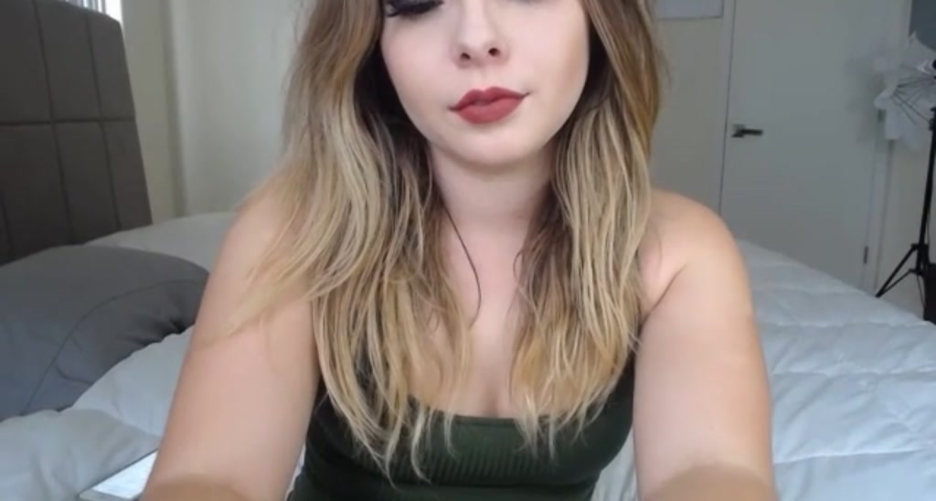 QueenB333 video thumbnail