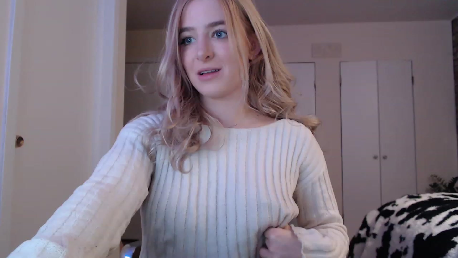 SkylarSays video thumbnail