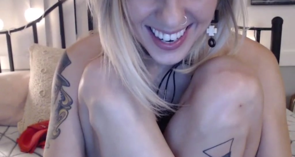 SexyLittleE video thumbnail