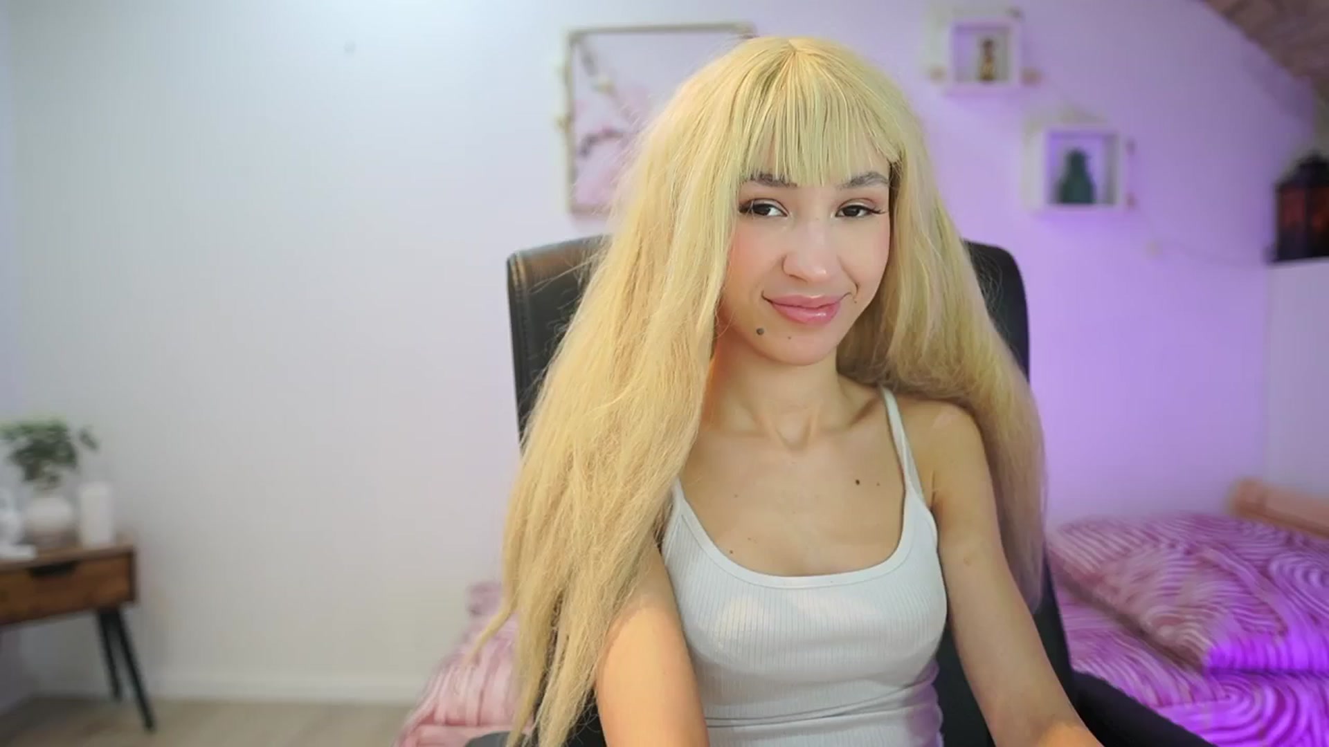 Amai__Liu video thumbnail
