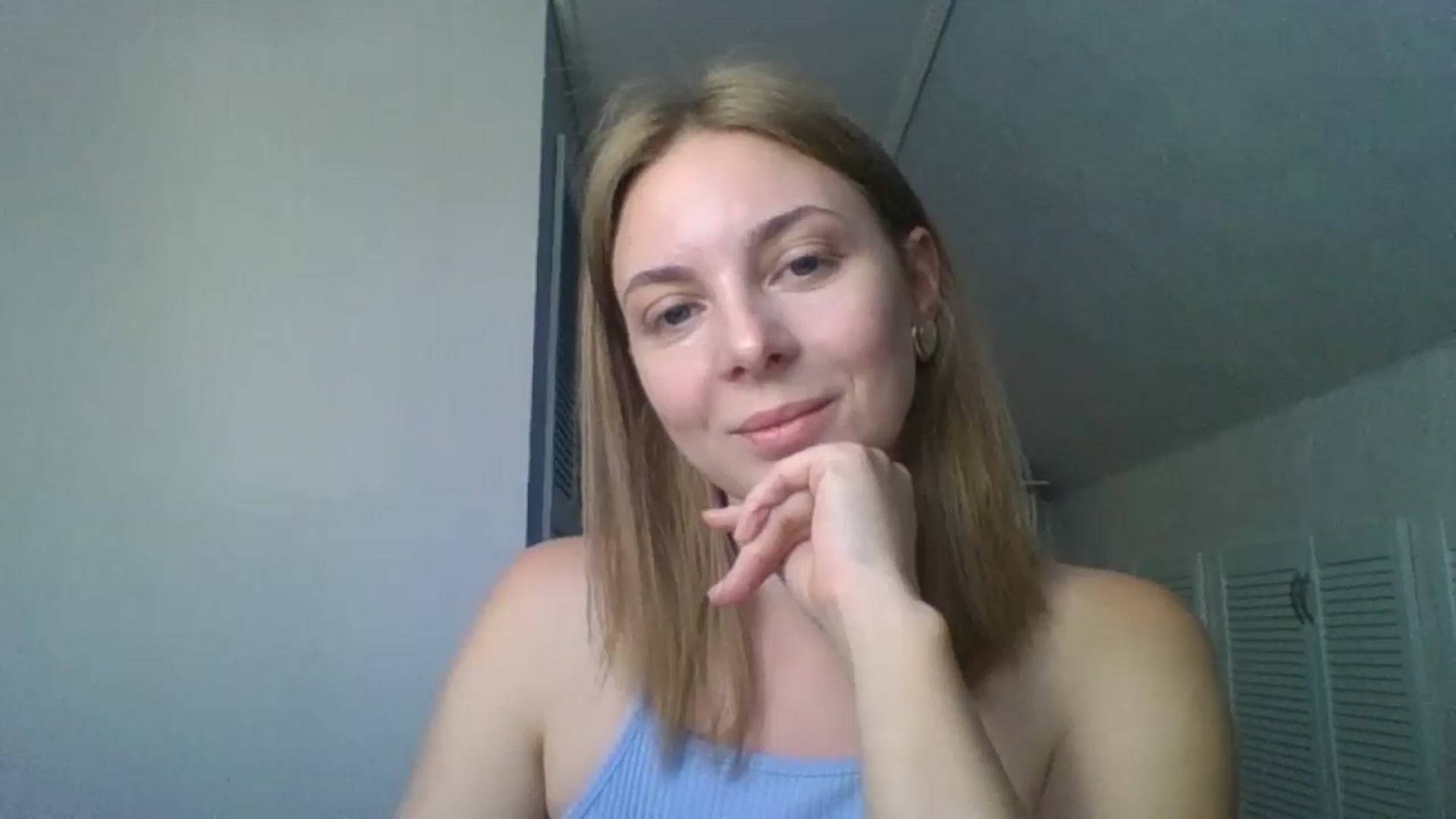 AnisaLee video thumbnail