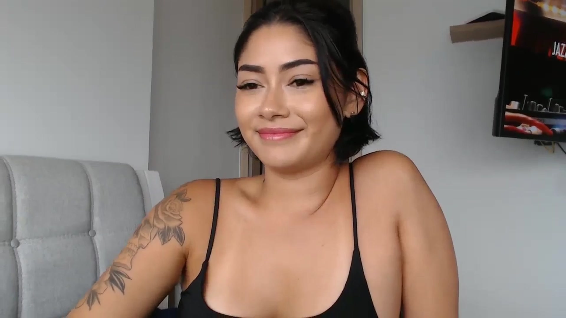 YourGoddessLu video thumbnail