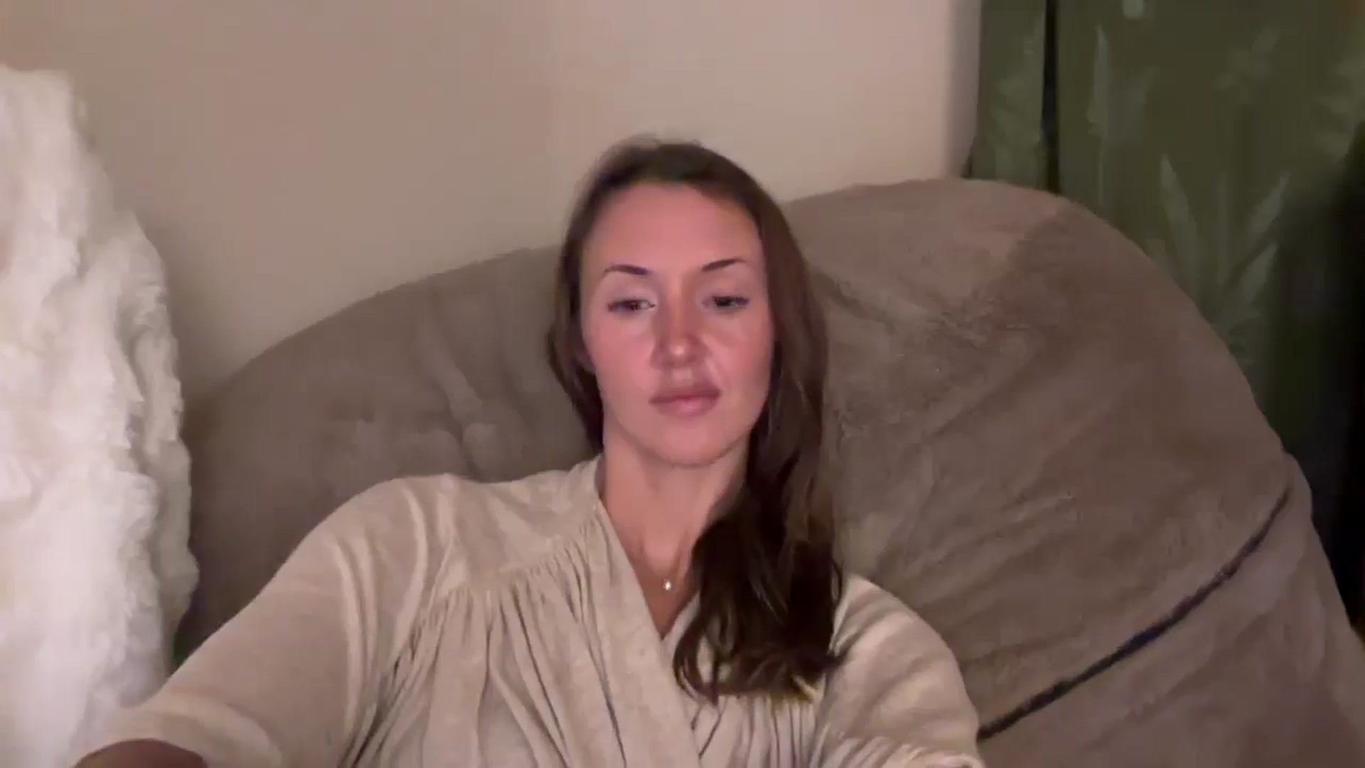 SarahBttrfly video thumbnail