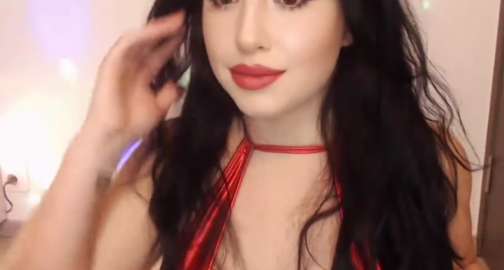 aLeDoll video thumbnail