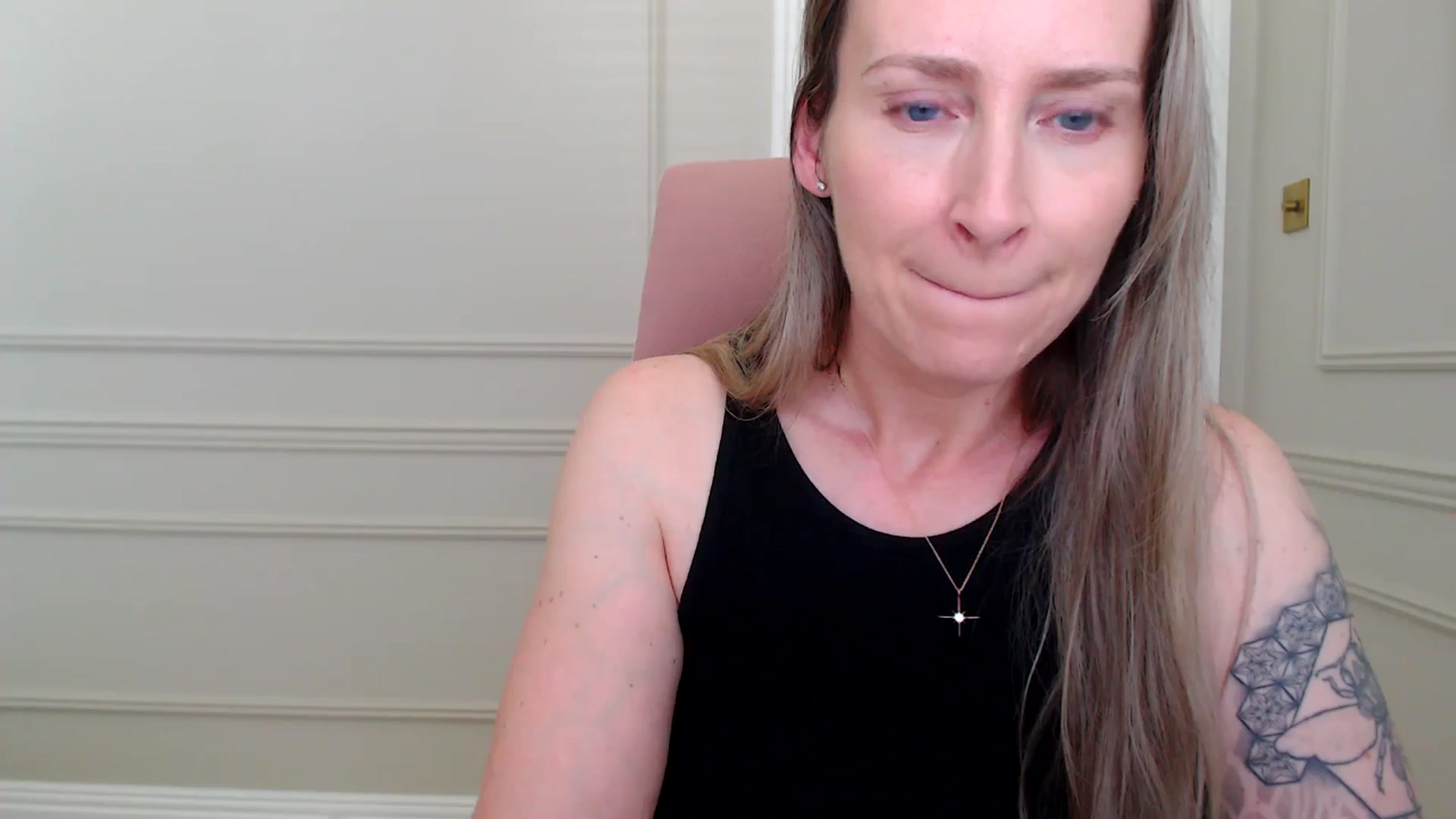 Boob_Jiggler video thumbnail