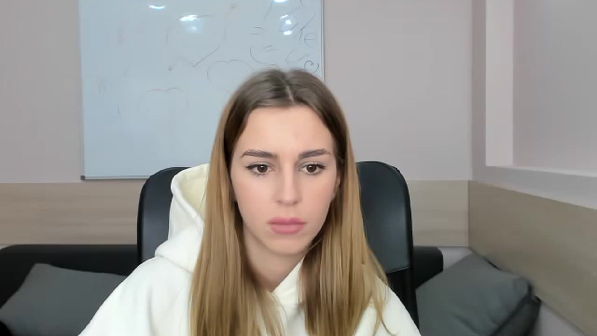 Alice_Graysi video thumbnail