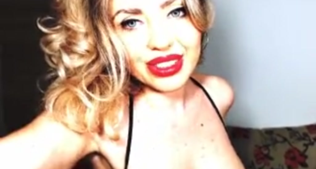 Miss_Karina video thumbnail