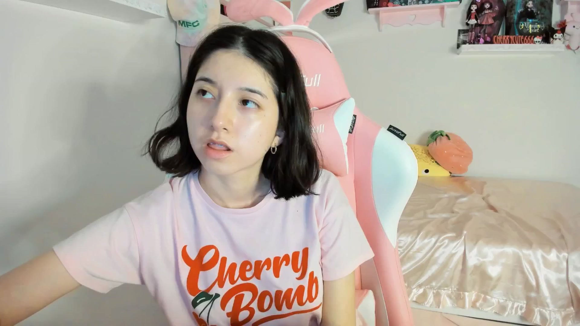 Cherrycute666 video thumbnail