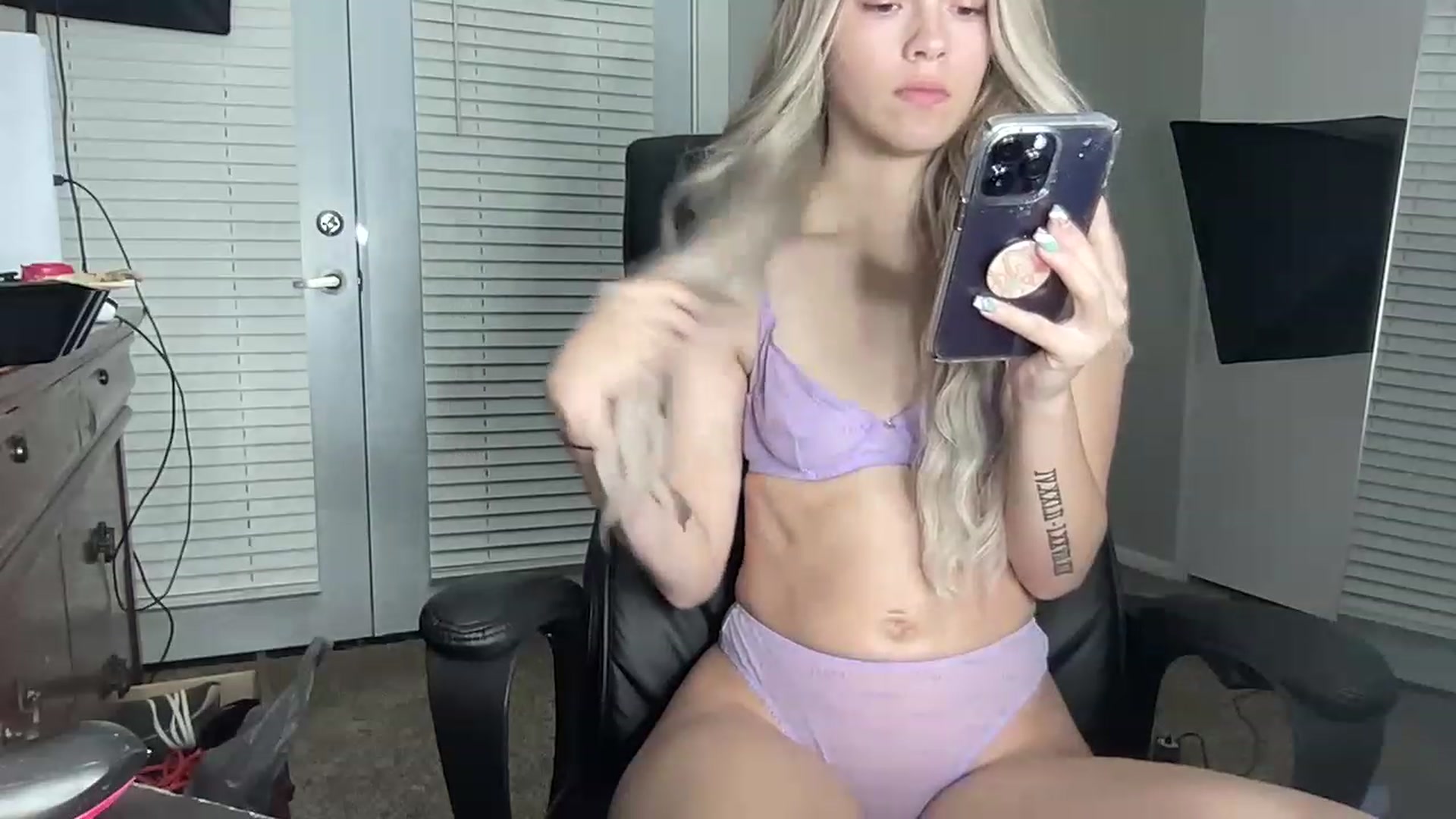 Sarahsweets18 video thumbnail