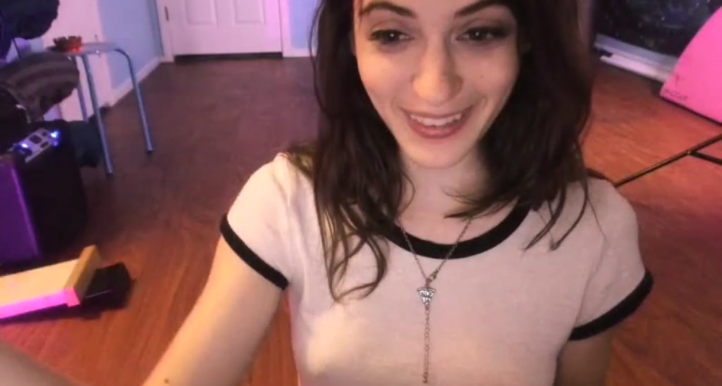 NaomiDee video thumbnail