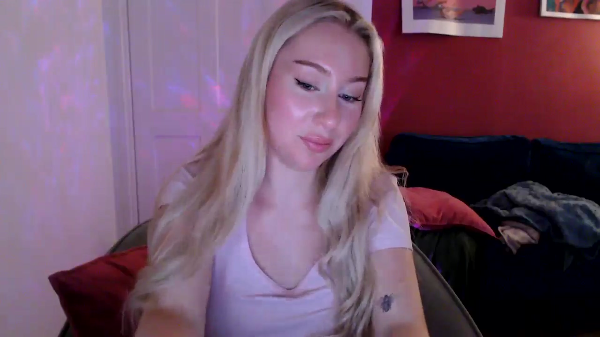 PetiteAvax video thumbnail