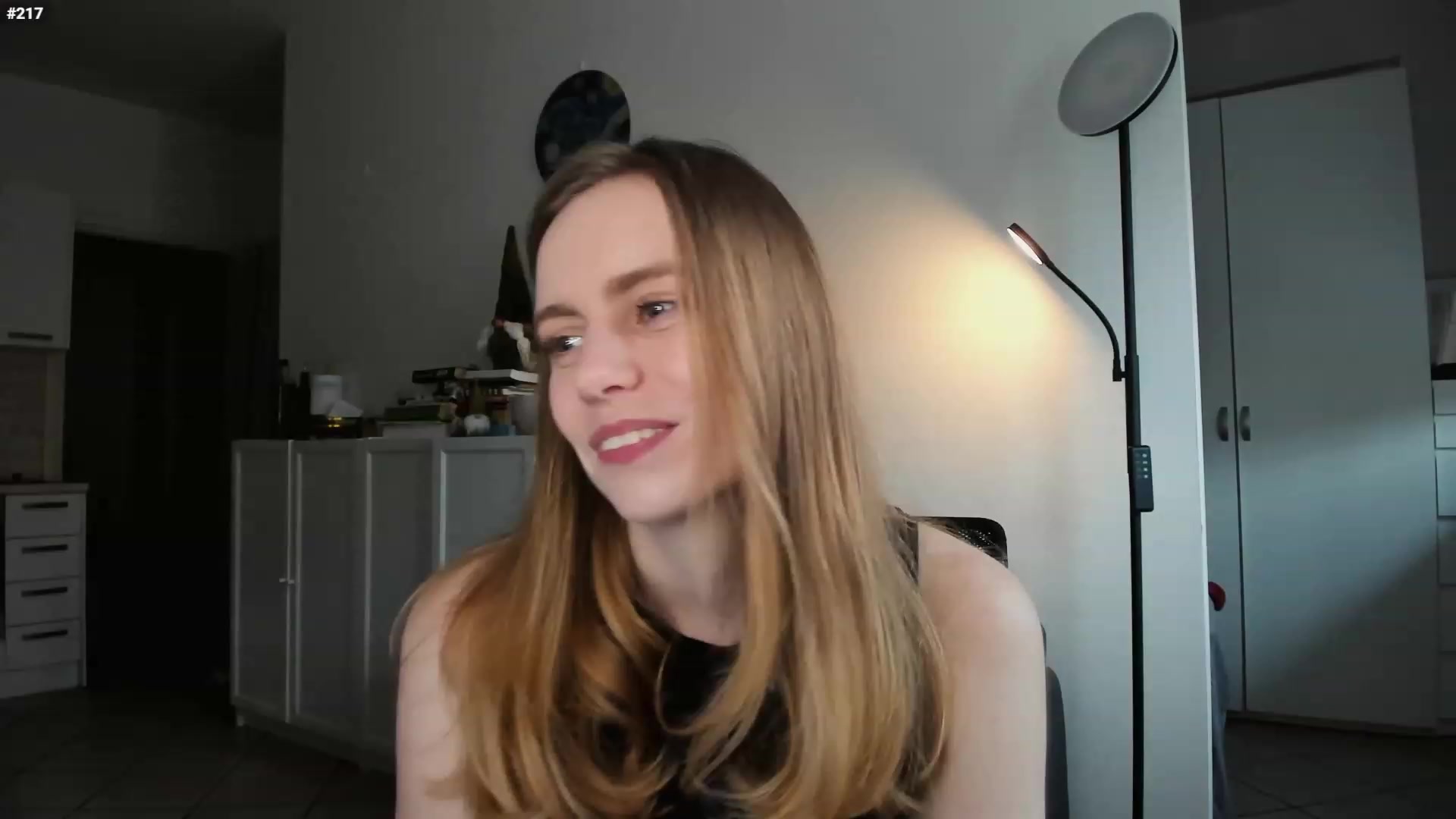 Personage video thumbnail