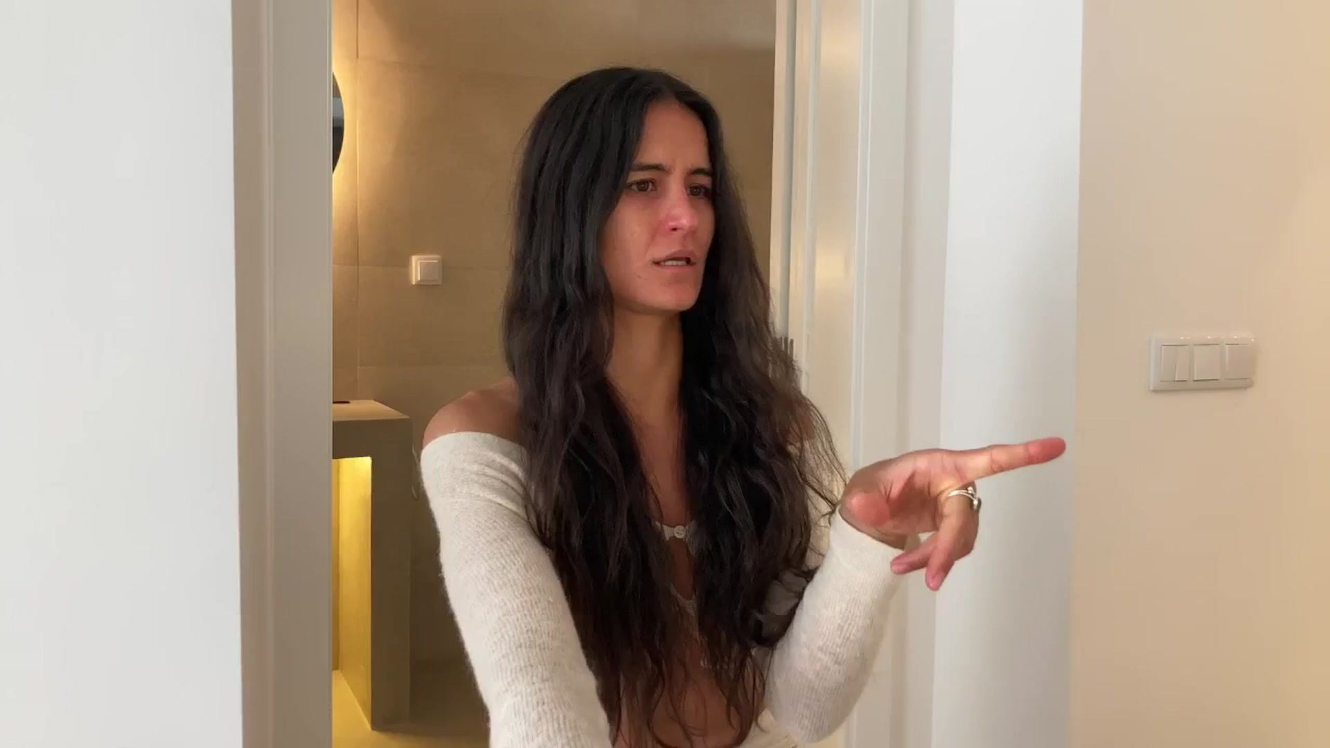 V_e_r_o_ video thumbnail