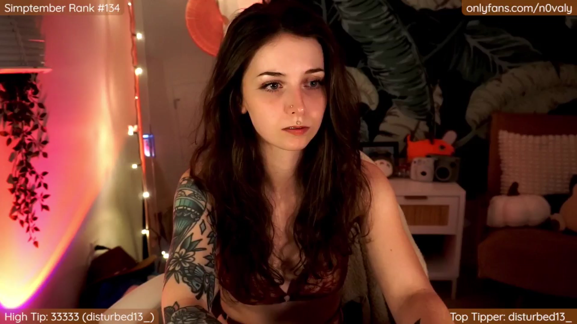 N0valy video thumbnail