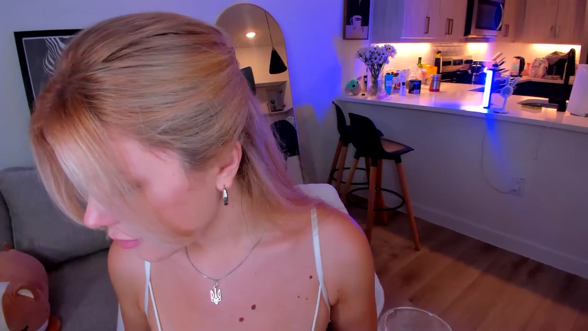 Just_Vi video thumbnail