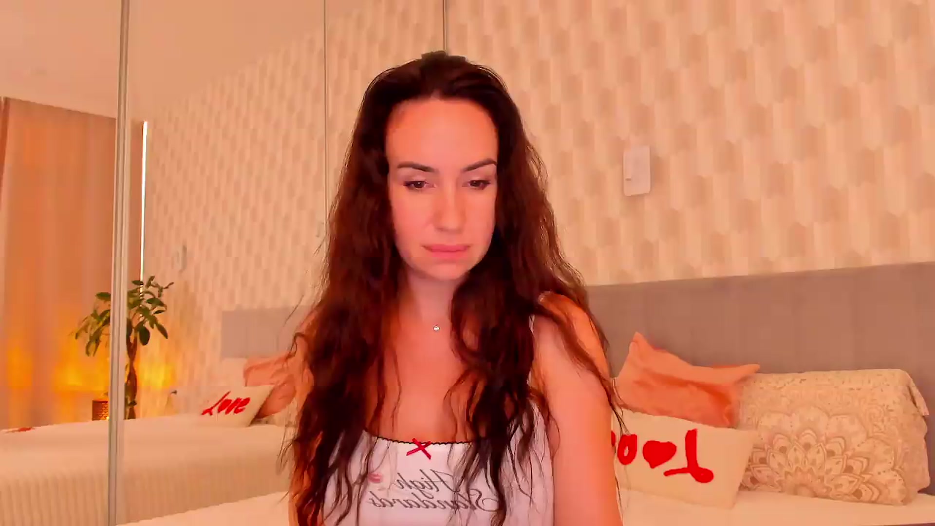 Annaliss video thumbnail