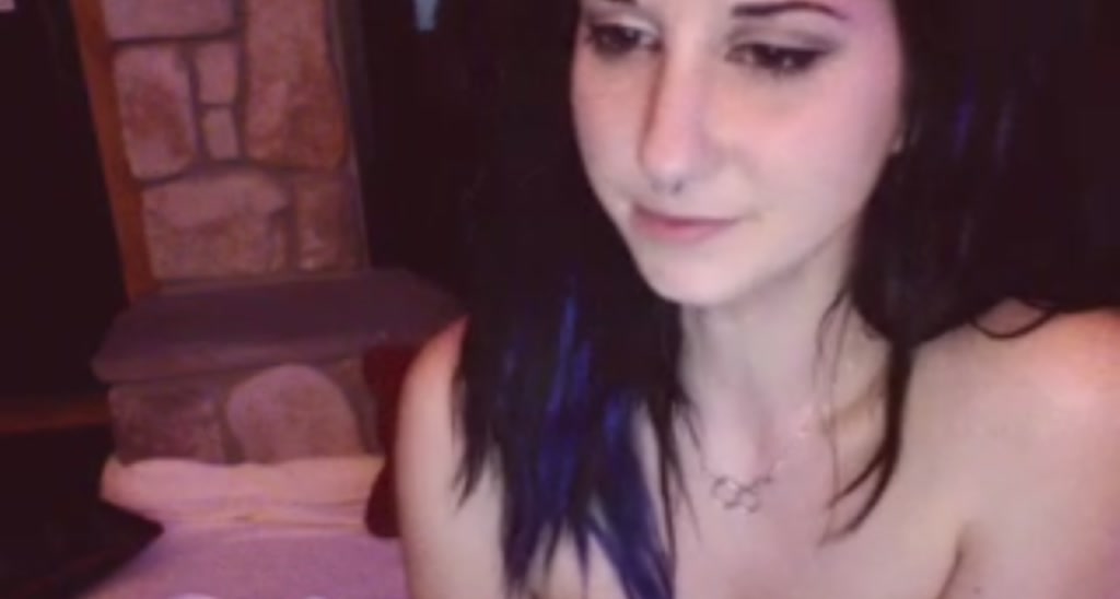 emilylynne video thumbnail